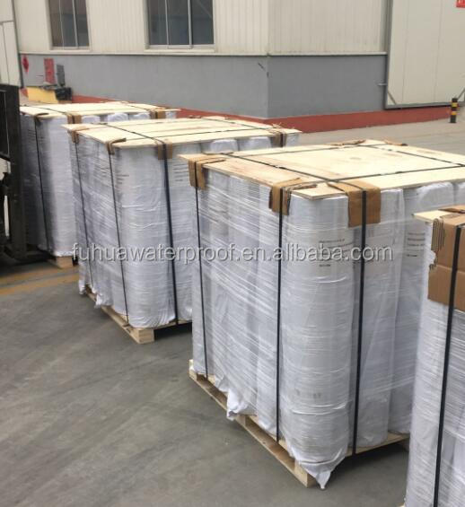 Высокополимерная HDPE самоклеящаяся водонепроницаемая мембрана с гранулами экологически чистый ответ на строительную водонепроницаемость 11