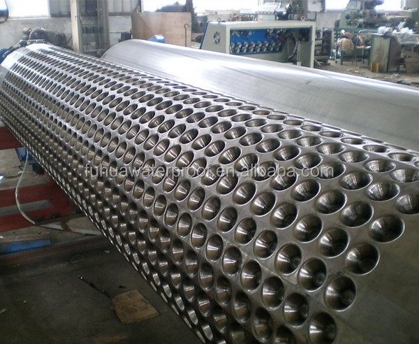 Система дренажа HDPE Пластиковый ямочный лист 10cm 20cm Крыша ямочная коврик 30m Длина 20cm Ширина 10cm Высота 7