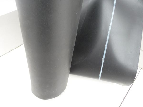 1.0mm1.2mm1.5mm2.0mm Толщина EPDM катушной резиновой водонепроницаемой мембраны для крыши мусорное бассейн и туннель водонепроницаемость 4