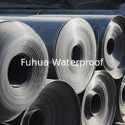 Good price Водонепроницаемая национальная стандартная геомамбрана HDPE 1 мм 1,5 мм 2 мм для долговременного удержания воды и более 50 лет онлайн