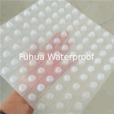 Good price 20 м длины Белый любой Hdpe геомембрана геотекстиль Gcl композитная дренажная доска для водонепроницаемого использования в белом цвете онлайн